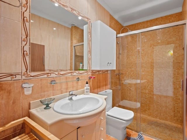 Apartamento de 1 habitación en Nerja en venta con piscina - 250.000 € (Ref: 10061436)