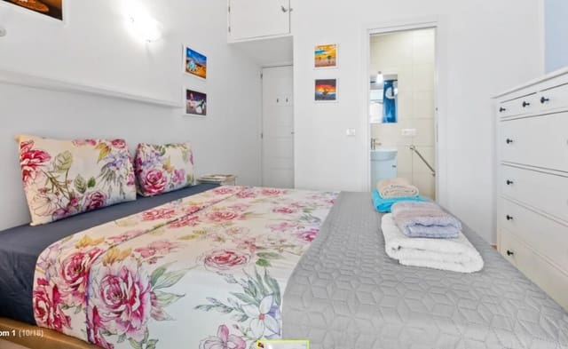 Apartamento de 2 habitaciones en Nerja en venta con piscina - 450.000 € (Ref: 10061437)
