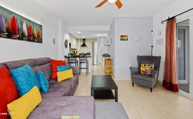 Apartamento de 2 habitaciones en Nerja en venta con piscina - 450.000 € (Ref: 10061437)