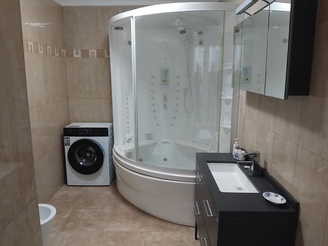 3 Zimmer Apartment zu vermieten in Nerja mit Pool Garage - 1.500 € (Ref: 10078039)
