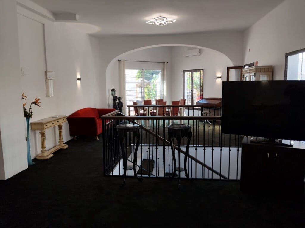 3 Zimmer Apartment zu vermieten in Nerja mit Pool Garage - 1.500 € (Ref: 10078039)