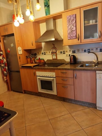 4 slaapkamer Huis te koop in Torrox Pueblo, Torrox - € 295.000 (Ref: 10094264)