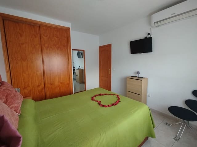 1 soverom Leilighet til leie i Nerja - € 1 080 (Ref: 10102196)