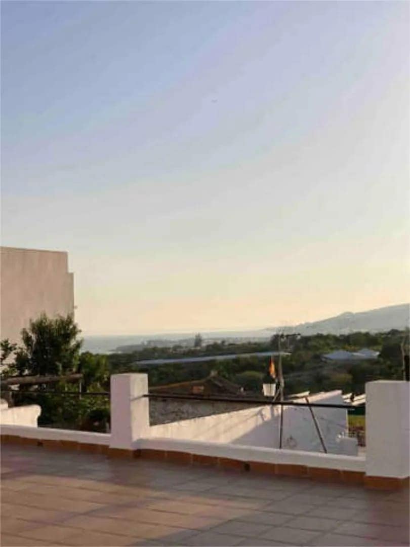 2 quarto Casa em Banda para venda em Maro com piscina - 299 900 € (Ref: 10102198)