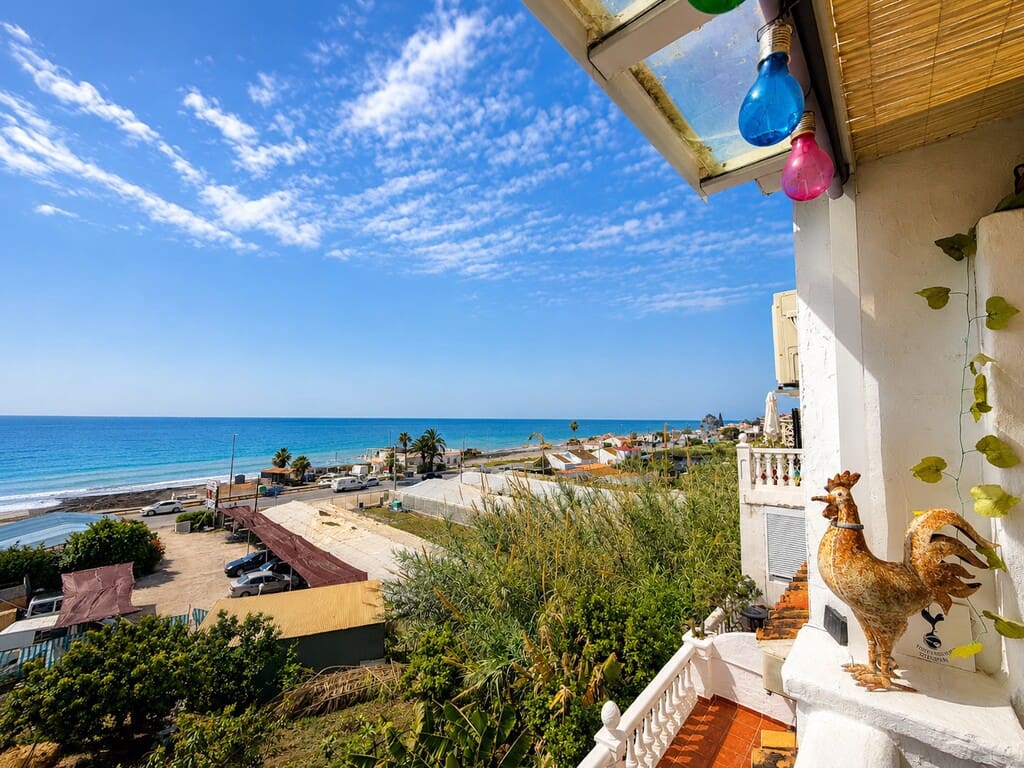 Casa de 2 habitaciones en Torrox-Costa en venta con piscina - 330.000 € (Ref: 10109089)