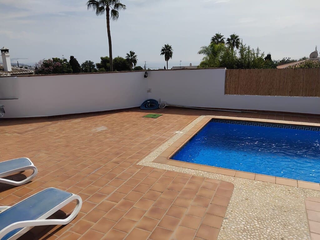 2 bedroom Finca/Country House for rent in Frigiliana with pool - € 1,600 (Ref: 10128249)