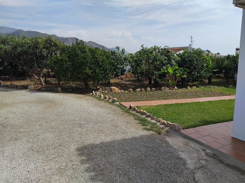 2 bedroom Finca/Country House for rent in Frigiliana with pool - € 1,600 (Ref: 10128249)
