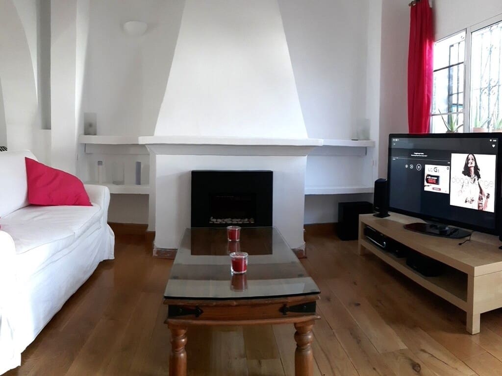 2 sypialnia Dom do wynajęcia w Nerja z basenem garażem - 1 400 € (Ref: 10131377)