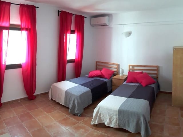 2 quarto Casa em Banda para arrendar em Capistrano, Nerja com piscina garagem - 1 400 € (Ref: 10131377)
