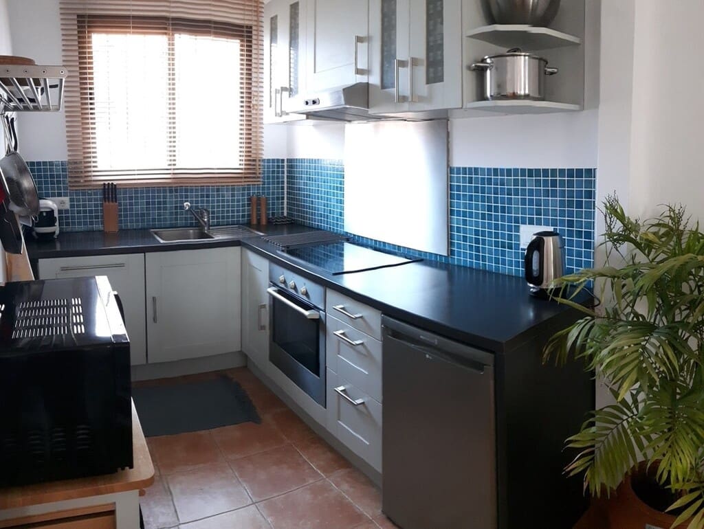 2 sypialnia Dom do wynajęcia w Nerja z basenem garażem - 1 400 € (Ref: 10131377)