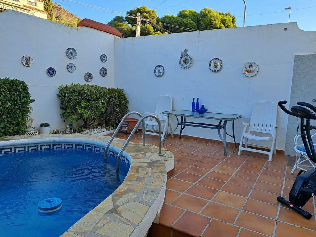 3 chambre Villa/Maison à vendre à Maro avec piscine garage - 399 000 € (Ref: 10154882)