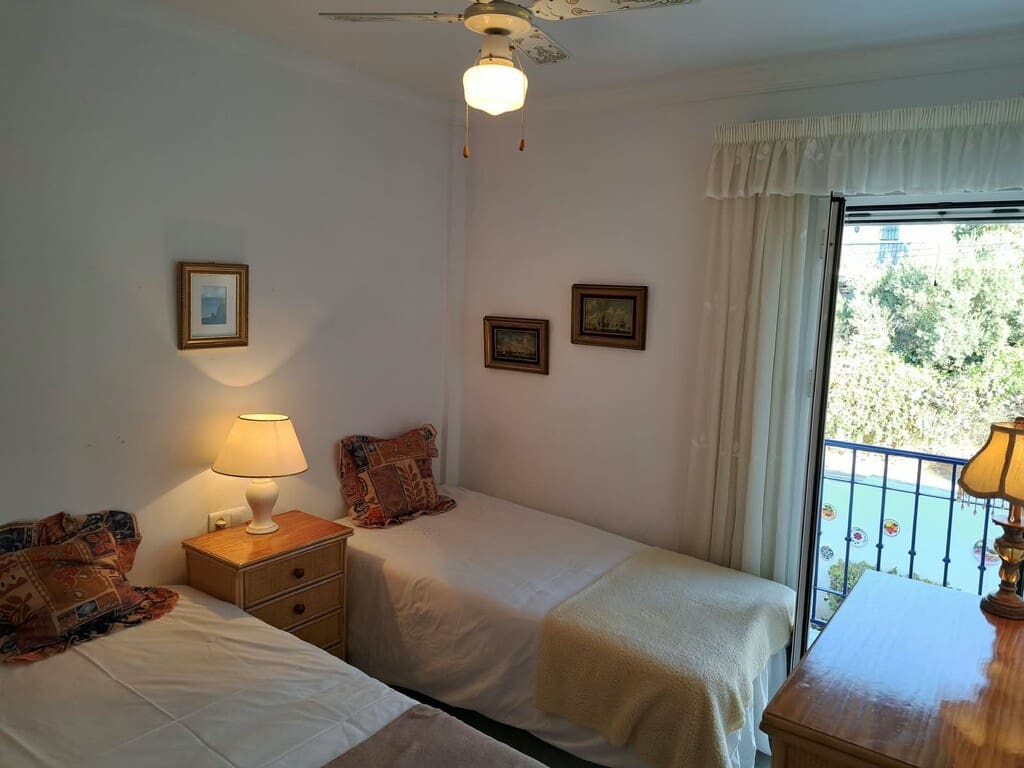 3 chambre Villa/Maison à vendre à Maro avec piscine garage - 399 000 € (Ref: 10154882)
