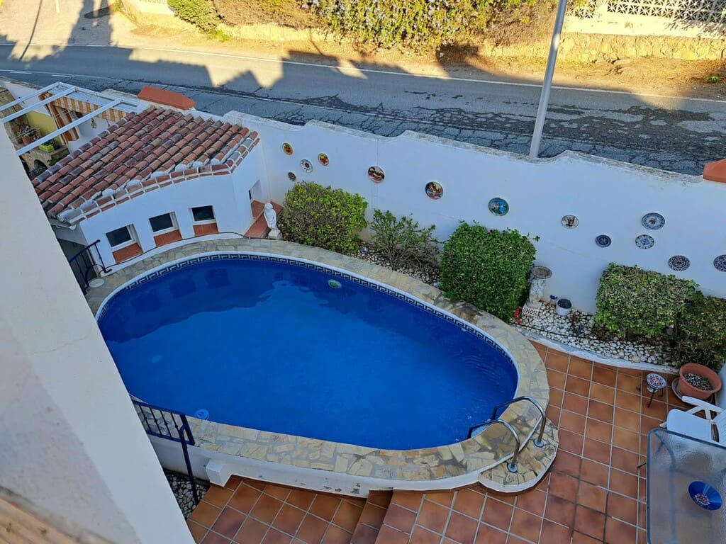 3 chambre Villa/Maison à vendre à Maro avec piscine garage - 399 000 € (Ref: 10154882)
