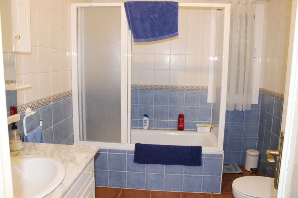 4 bedroom Semi-detached Villa for sale in Frigiliana with pool garage - € 415,000 (Ref: 10157528)