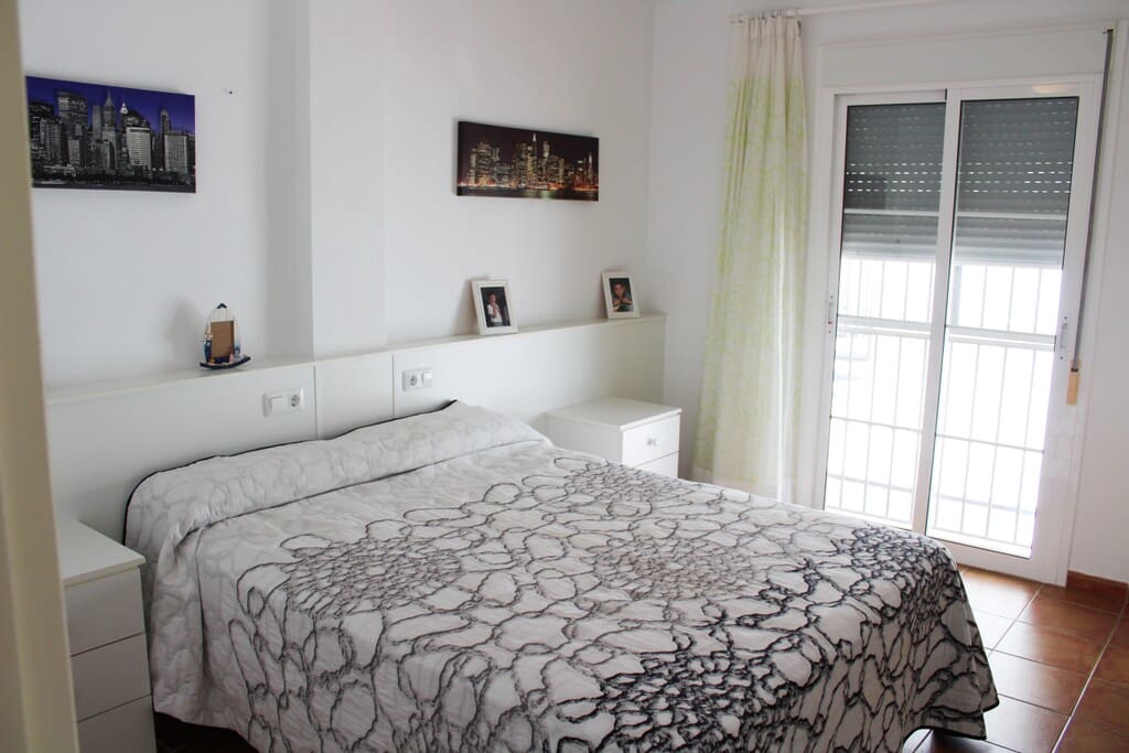 4 bedroom Semi-detached Villa for sale in Frigiliana with pool garage - € 415,000 (Ref: 10157528)