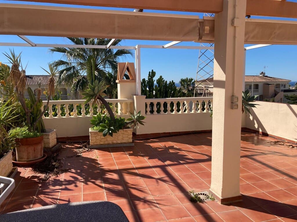 2 slaapkamer Halfvrijstaande villa te koop in Torrox Park met zwembad garage - € 299.000 (Ref: 10159229)