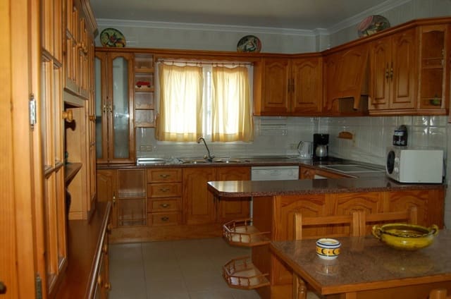 6 soverom Villa til salgs i Frigiliana med svømmebasseng - € 950 000 (Ref: 4712436)