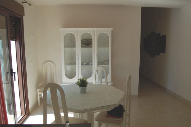 2 slaapkamer Appartement te huur in Nerja - € 950 (Ref: 4732187)