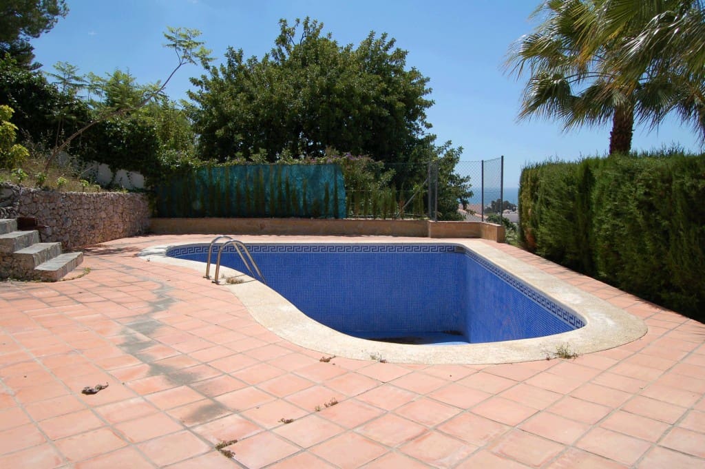 3 sypialnia Willa do wynajęcia w Nerja z basenem garażem - 2 500 € (Ref: 4745222)