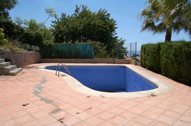 3 sypialnia Willa do wynajęcia w Nerja z basenem garażem - 2 500 € (Ref: 4745222)