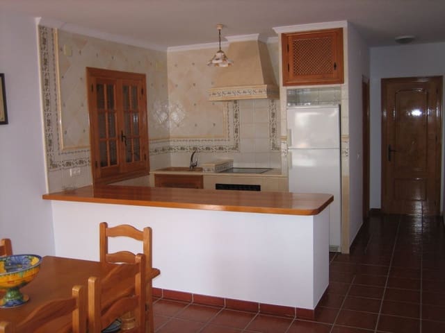 3 sypialnia Willa do wynajęcia w Nerja z basenem garażem - 2 500 € (Ref: 4745222)