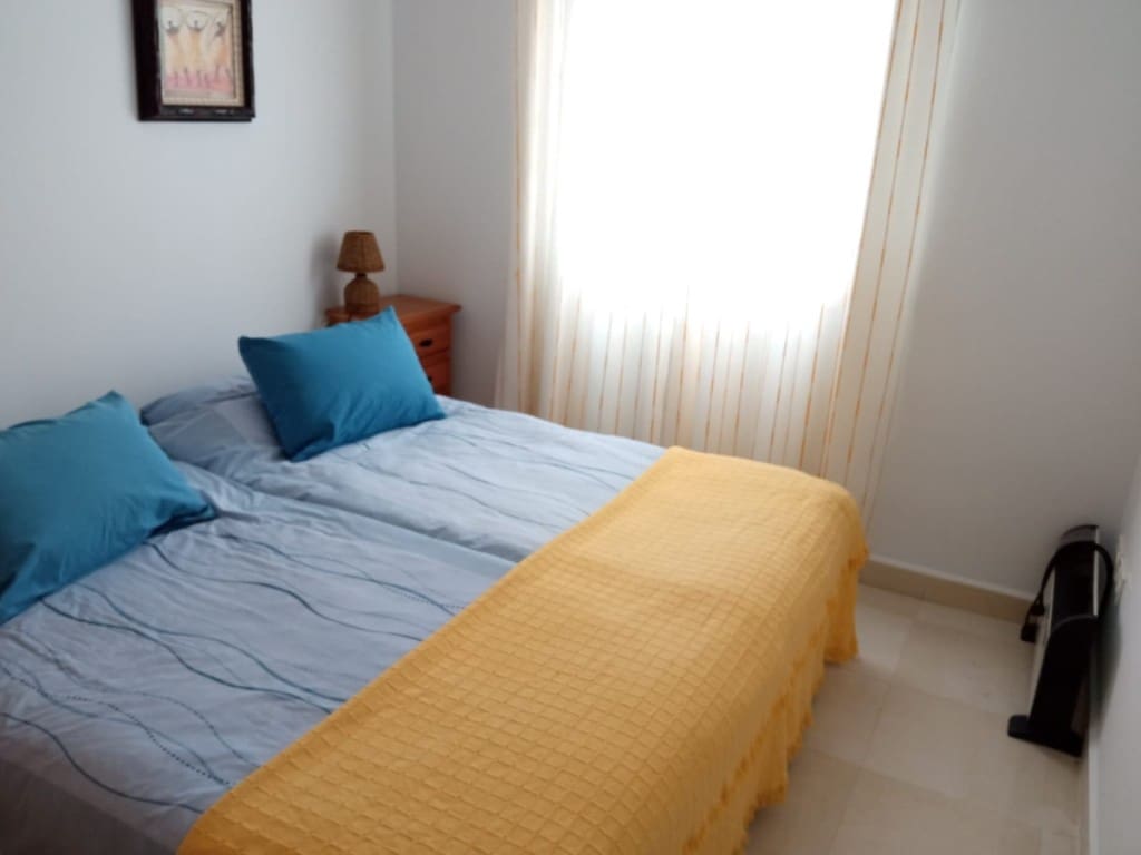 2 soverom Leilighet til leie i Nerja - € 1 200 (Ref: 4747293)