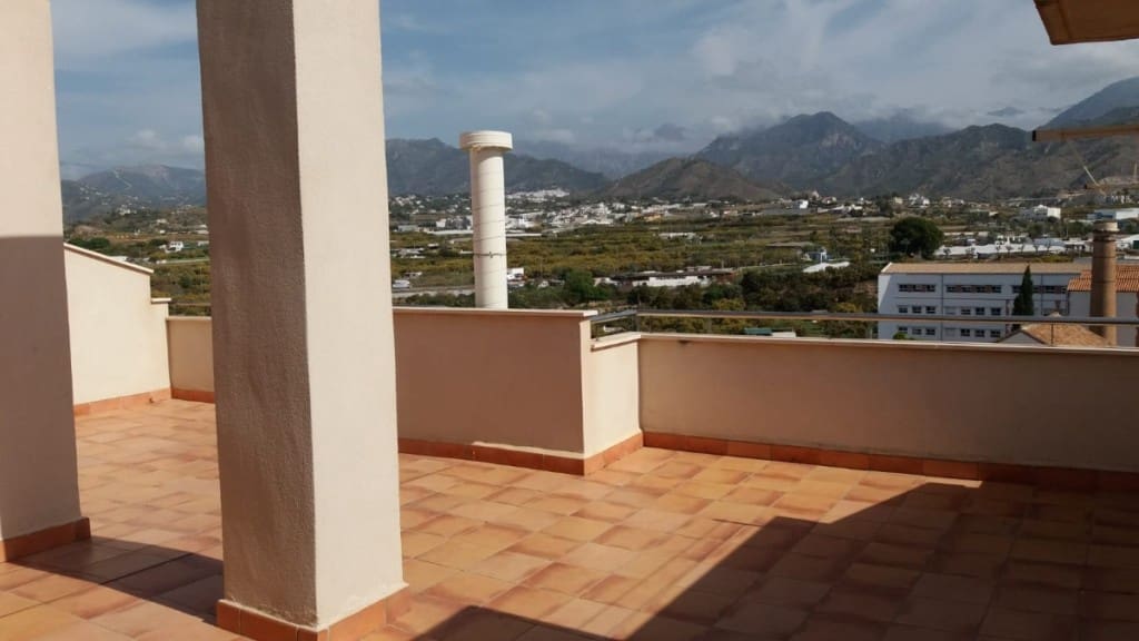 2 soverom Leilighet til leie i Nerja - € 1 200 (Ref: 4747293)