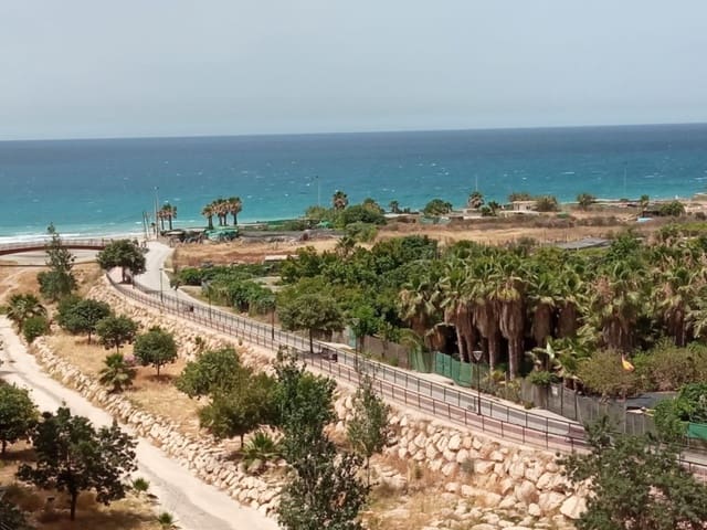 2 quarto Apartamento para arrendar em Nerja - 1 200 € (Ref: 4747293)