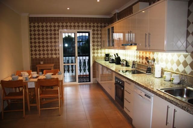 5 soveværelse Villa til salg i Frigiliana med swimmingpool garage - € 1.350.000 (Ref: 4926583)