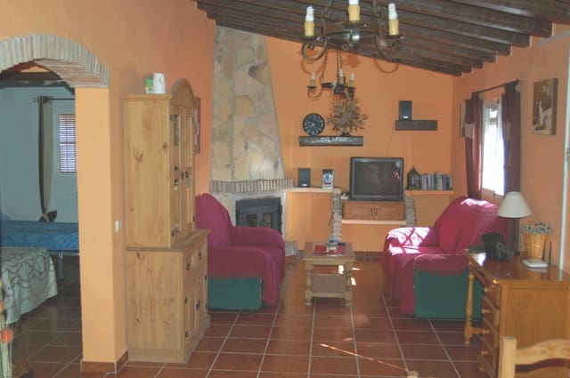 2 soveværelse Finca/Landehus til leje i Frigiliana med swimmingpool garage - € 1.400 (Ref: 4926598)