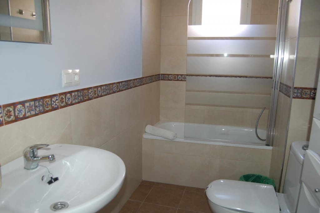 4 sypialnia Apartament na sprzedaż w Nerja - 350 000 € (Ref: 4954671)