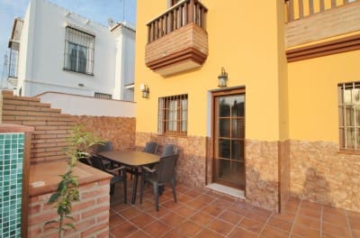 3 Zimmer Villa zu vermieten in Nerja mit Pool Garage - 1.800 € (Ref: 4965653)