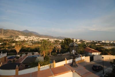 3 Zimmer Villa zu vermieten in Nerja mit Pool Garage - 1.800 € (Ref: 4965653)