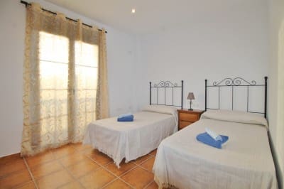 3 Zimmer Villa zu vermieten in Nerja mit Pool Garage - 1.800 € (Ref: 4965653)