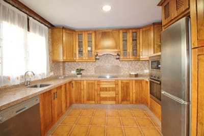 3 Zimmer Villa zu vermieten in Nerja mit Pool Garage - 1.800 € (Ref: 4965653)