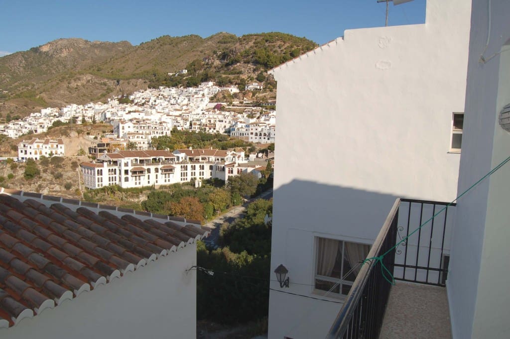 5 makuuhuone Omakotitalo vuokrattavana paikassa Frigiliana - 900 € (Ref: 5065906)