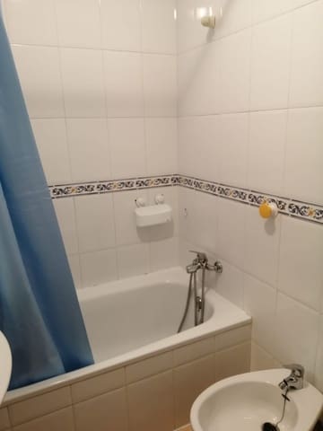 Appartement de 2 chambres à louer à Nerja - 1 000 € (Ref: 5340128)