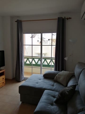 Appartement de 2 chambres à louer à Nerja - 1 000 € (Ref: 5340128)