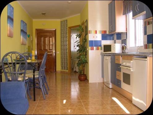 1 sypialnia Apartament do wynajęcia w Nerja z basenem garażem - 850 € (Ref: 5368753)