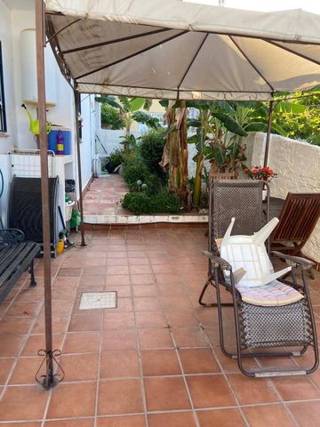 1 sypialnia Apartament do wynajęcia w Nerja z basenem garażem - 850 € (Ref: 5368753)