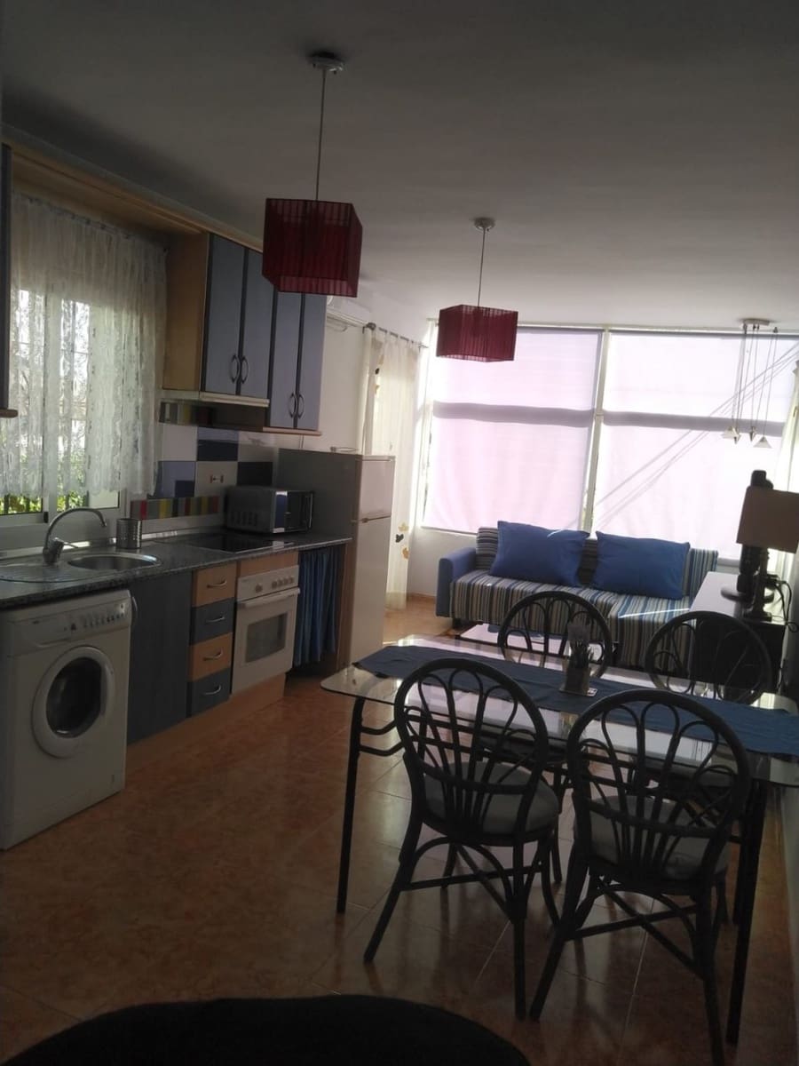 1 sypialnia Apartament do wynajęcia w Nerja z basenem garażem - 850 € (Ref: 5368753)