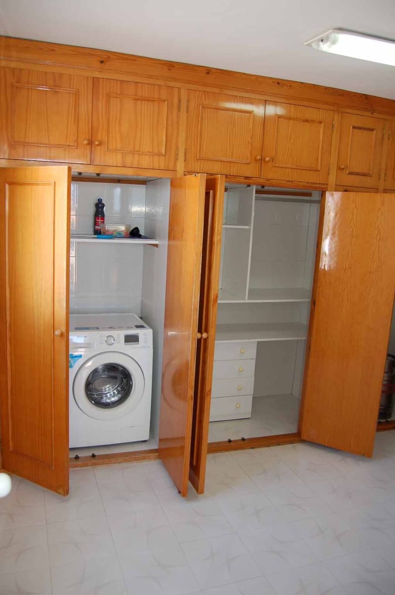 3 sypialnia Dom na sprzedaż w Nerja z basenem garażem - 490 000 € (Ref: 5384825)