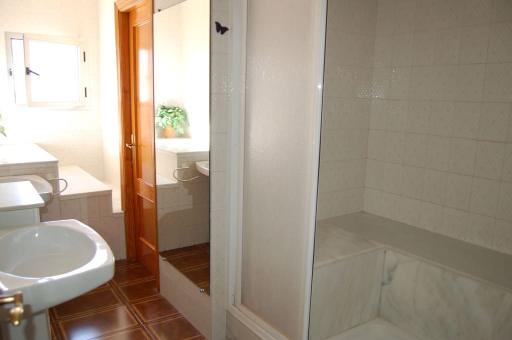 4 soverom Villa til leie i Nerja med svømmebasseng - € 1 850 (Ref: 5414350)