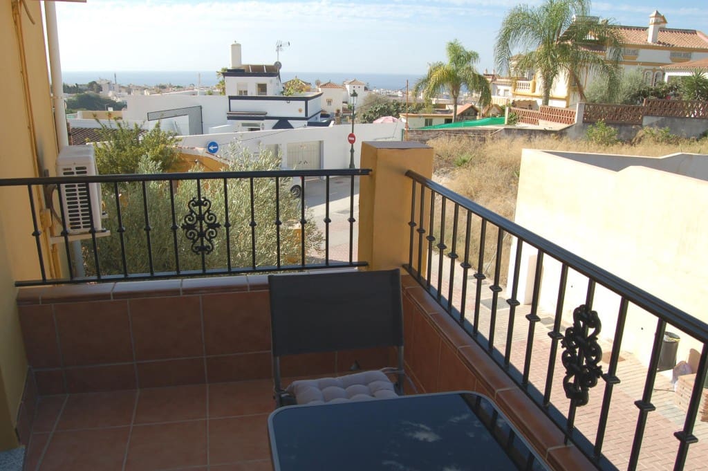 4 soverom Villa til leie i Nerja med svømmebasseng - € 1 850 (Ref: 5414350)