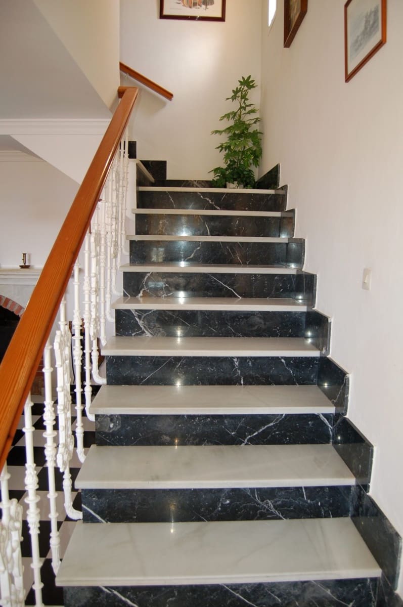 4 soverom Villa til leie i Nerja med svømmebasseng - € 1 850 (Ref: 5414350)