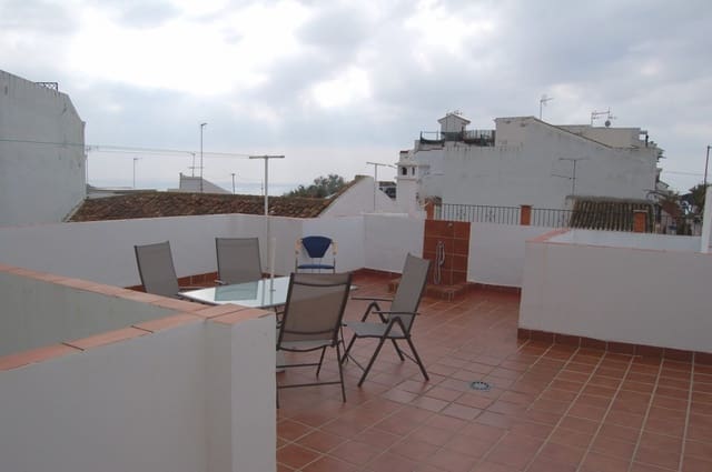 3 makuuhuone Huoneisto vuokrattavana paikassa Maro, Nerja - 850 € (Ref: 5461960)