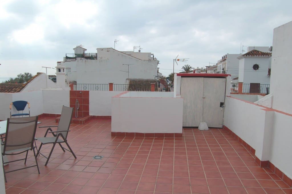3 bedroom Apartment for rent in Maro - € 850 (Ref: 5461960)