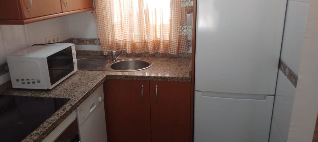 3 bedroom Apartment for rent in Maro - € 850 (Ref: 5461960)