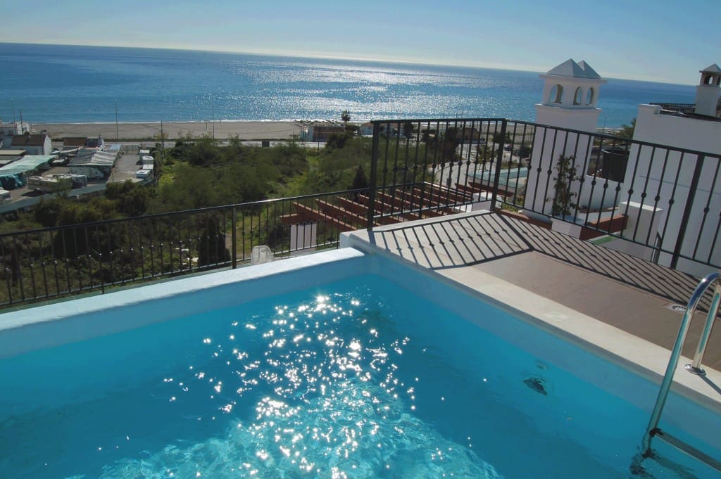 3 soveværelse Penthouse til leje i El Penoncillo med swimmingpool garage - € 2.000 (Ref: 5685820)
