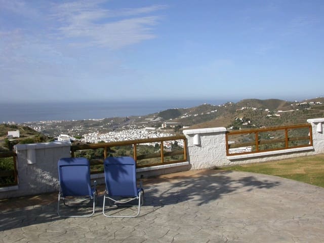 3 sypialnia Willa do wynajęcia w Torrox z basenem - 3 000 € (Ref: 6222841)